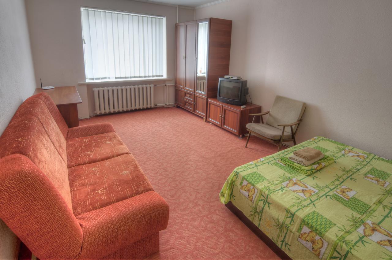 1 Комнатная Квартира По Улице Предславинская, 12 Kiev Exterior foto
